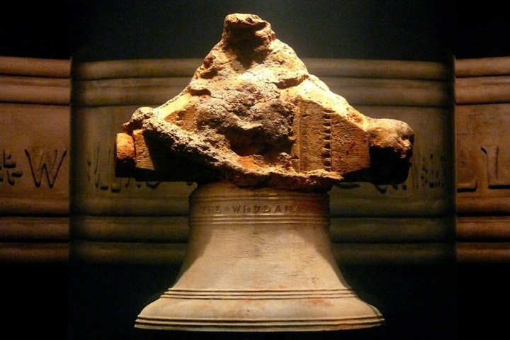 a close up of a bell